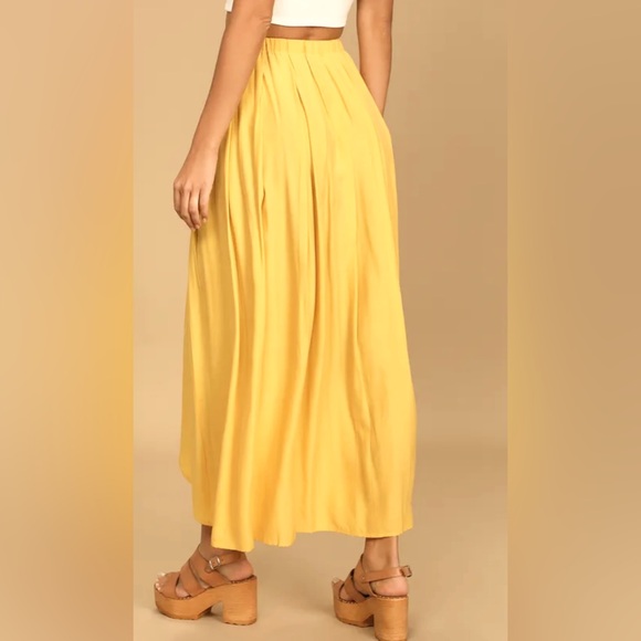 Lulu’s If You Pleats Yellow Pleated Maxi Skirt - Picture 6 of 9